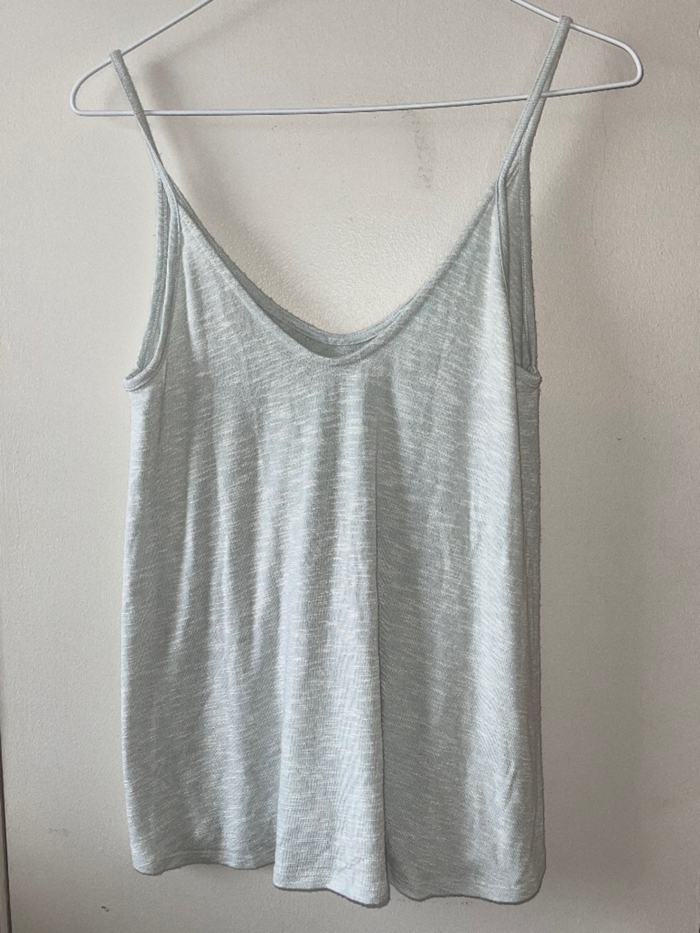 Karlie Light Seafoam Green Loose Fit Breathable Sleeveless Tank Size Medium